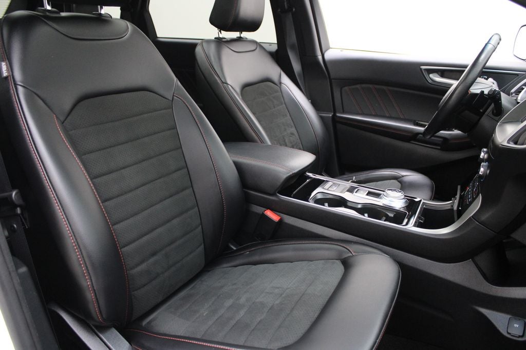 2020 Ford Edge ST Line