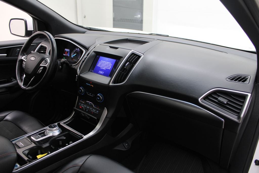 2020 Ford Edge ST Line