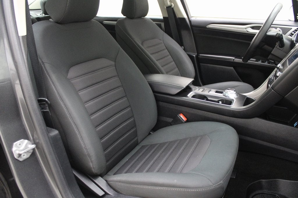 2020 Ford Fusion Hybrid SE