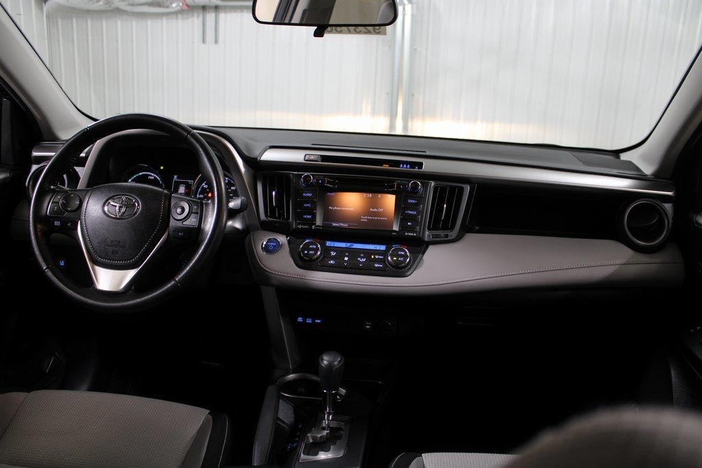 2017 Toyota RAV4 Hybrid XLE