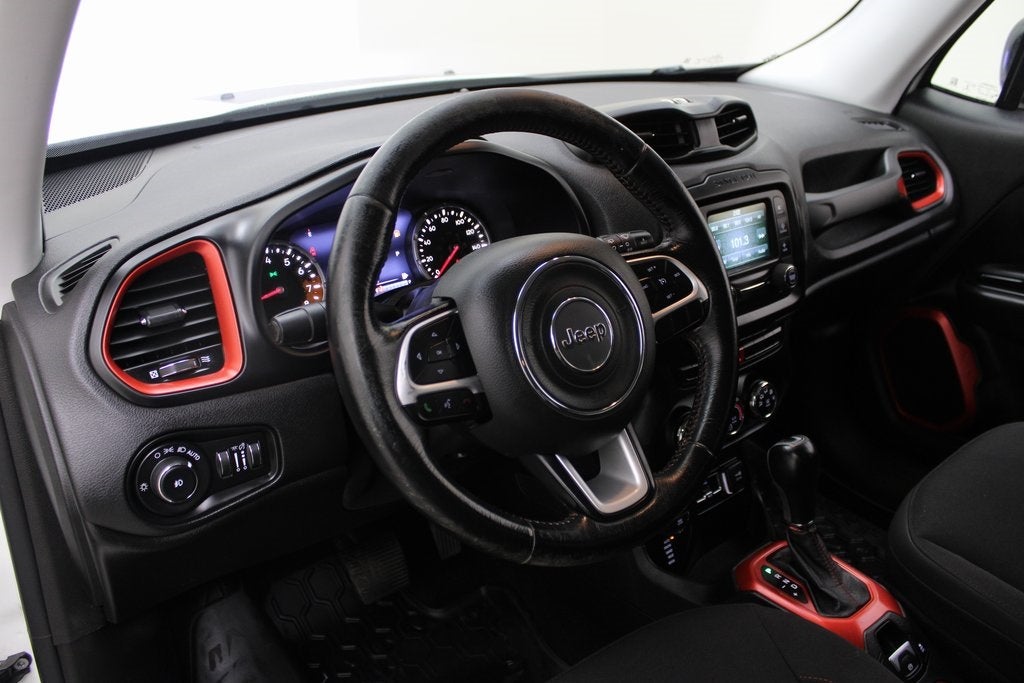 2015 Jeep Renegade Trailhawk