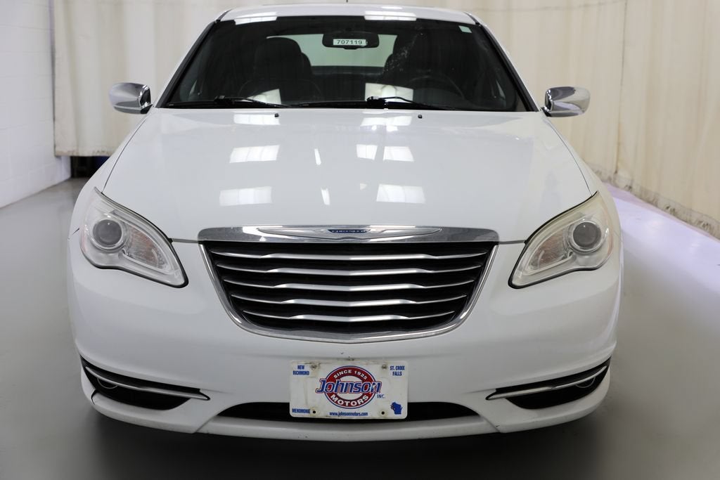 2012 Chrysler 200 Limited