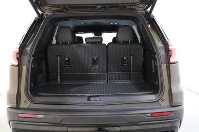2024 GMC Acadia AT4