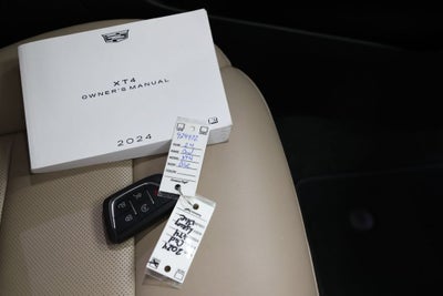 2024 Cadillac XT4 Premium Luxury