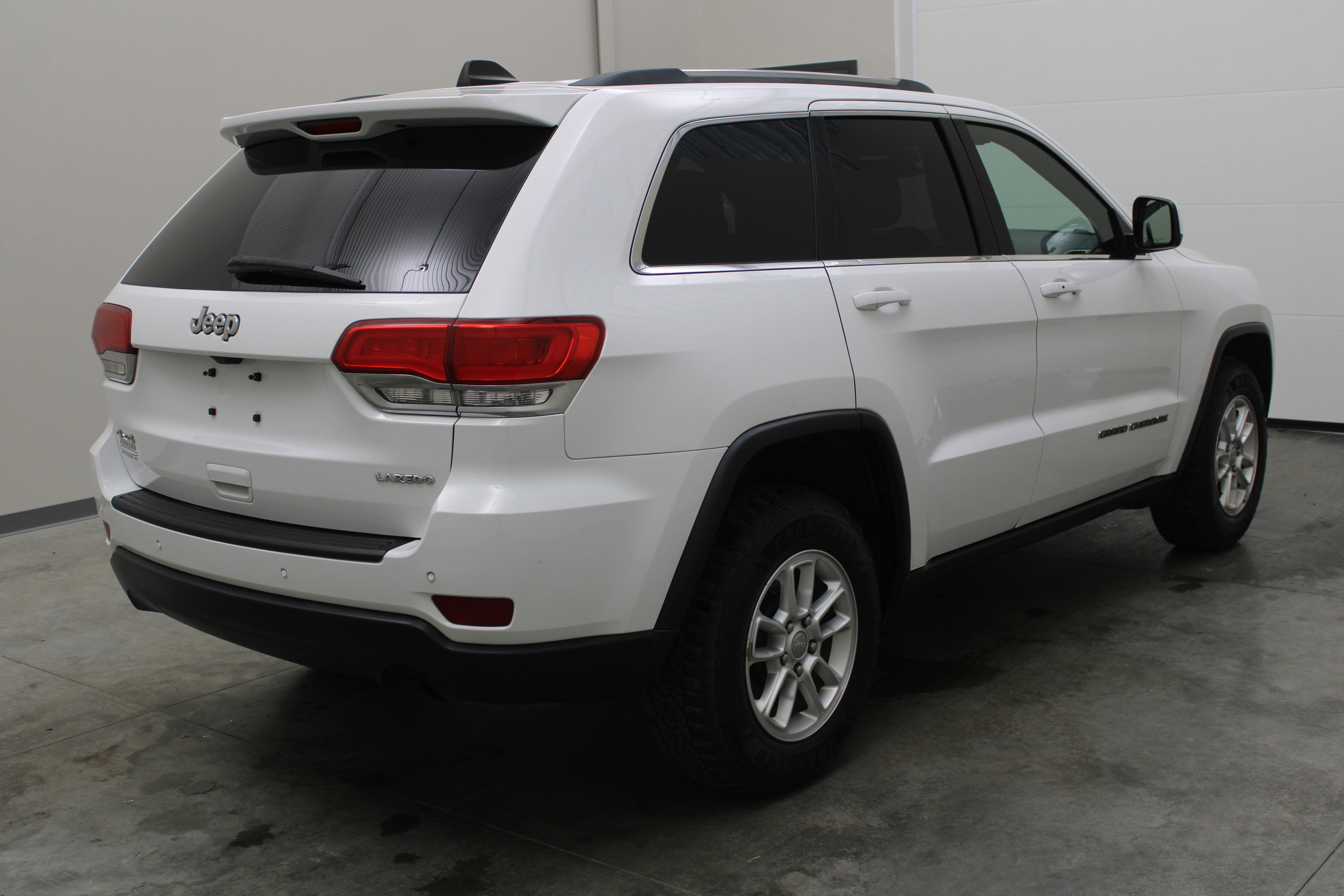2018 Jeep Grand Cherokee Laredo E