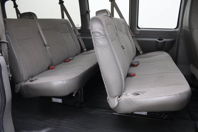 2018 Chevrolet Express Passenger LT