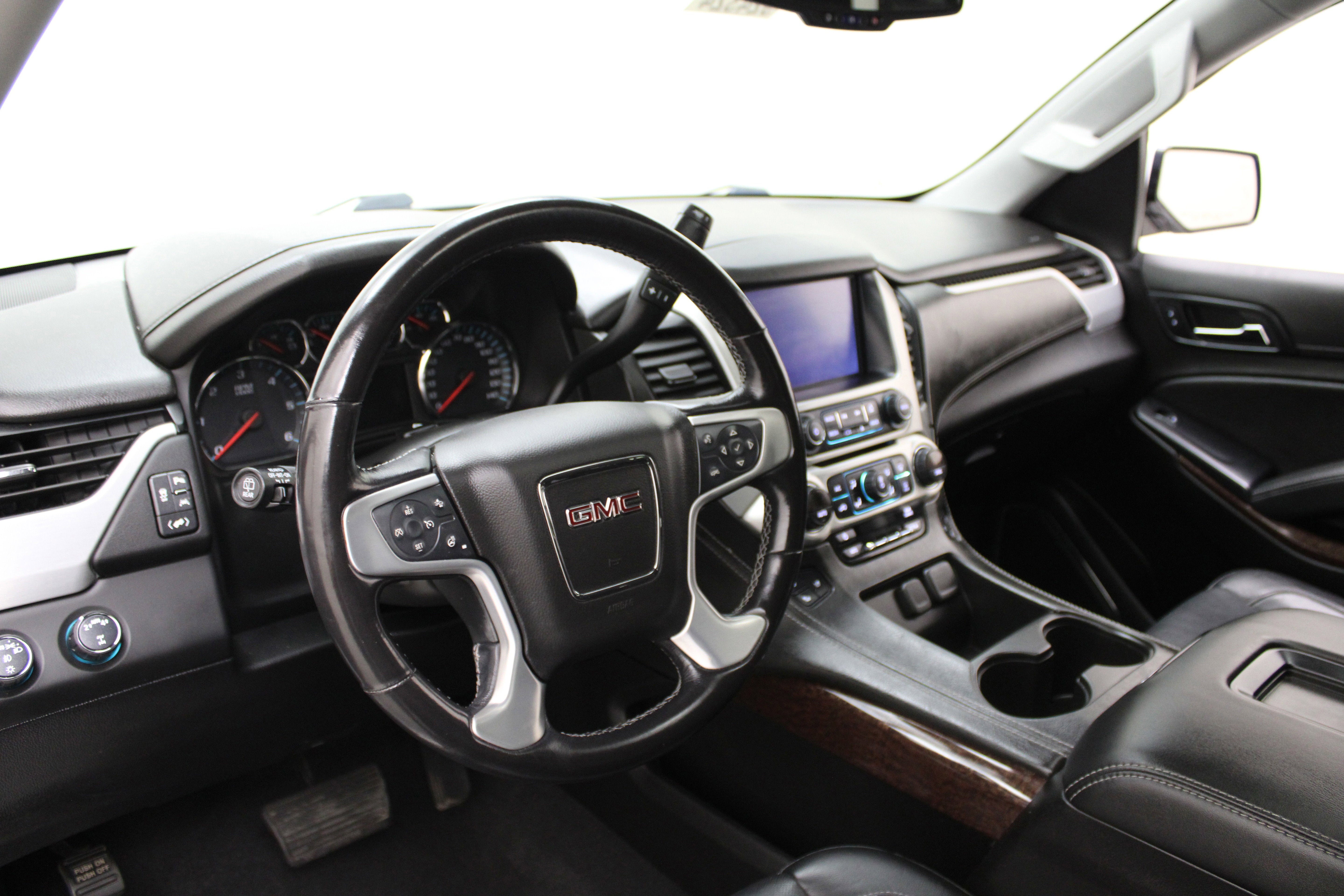 2020 GMC Yukon SLT