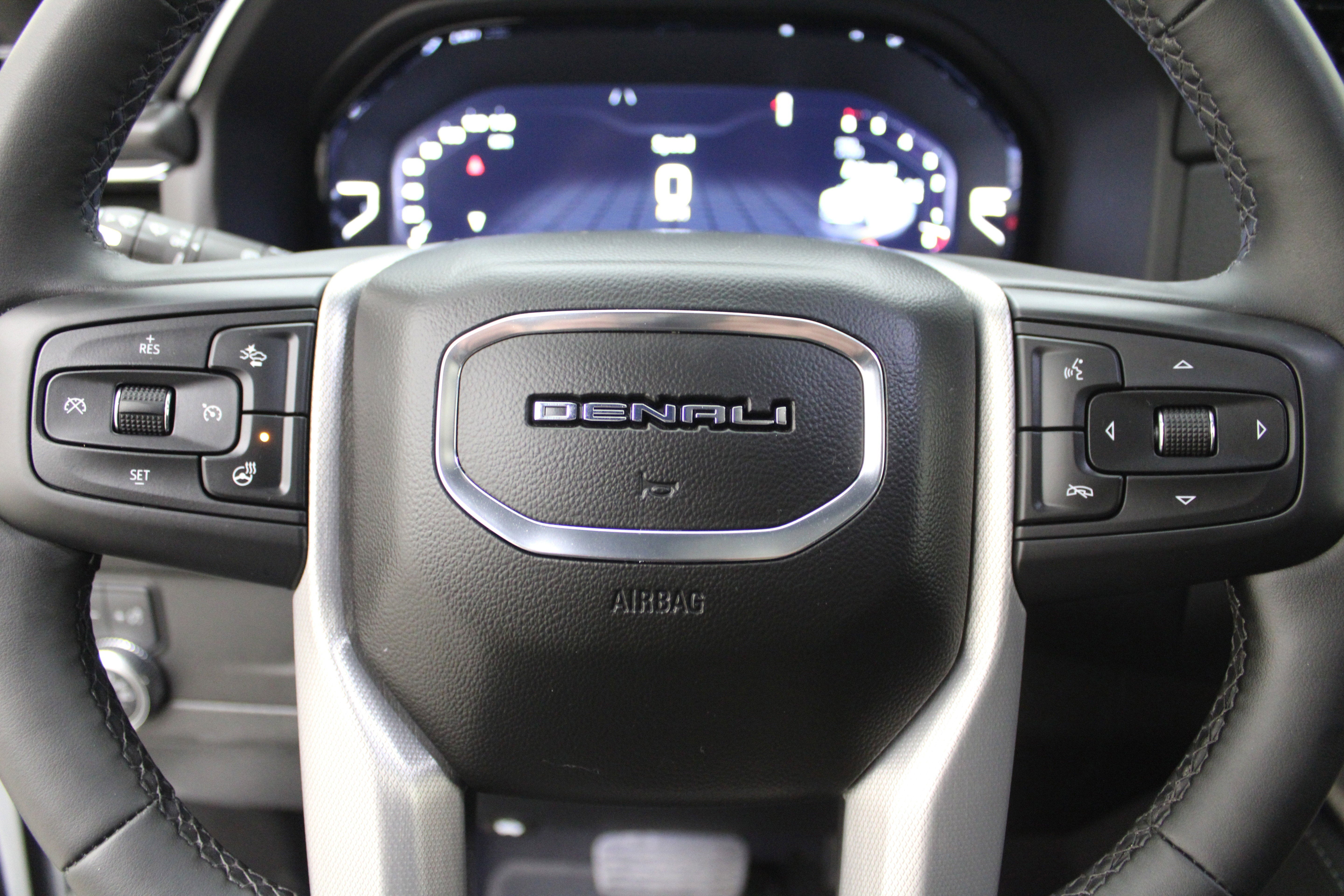 2023 GMC Yukon Denali Denali