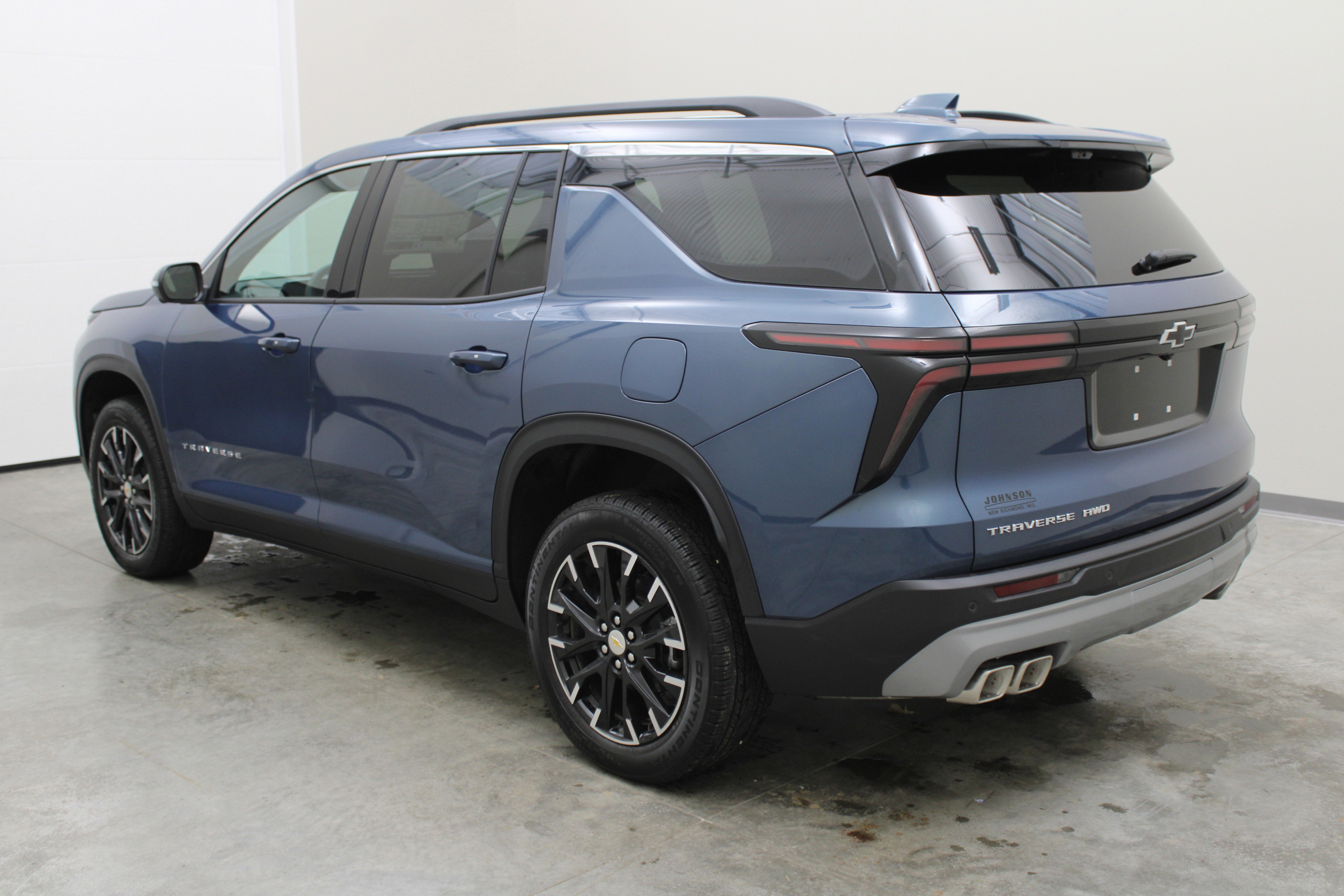 2026 Chevrolet Traverse AWD LT