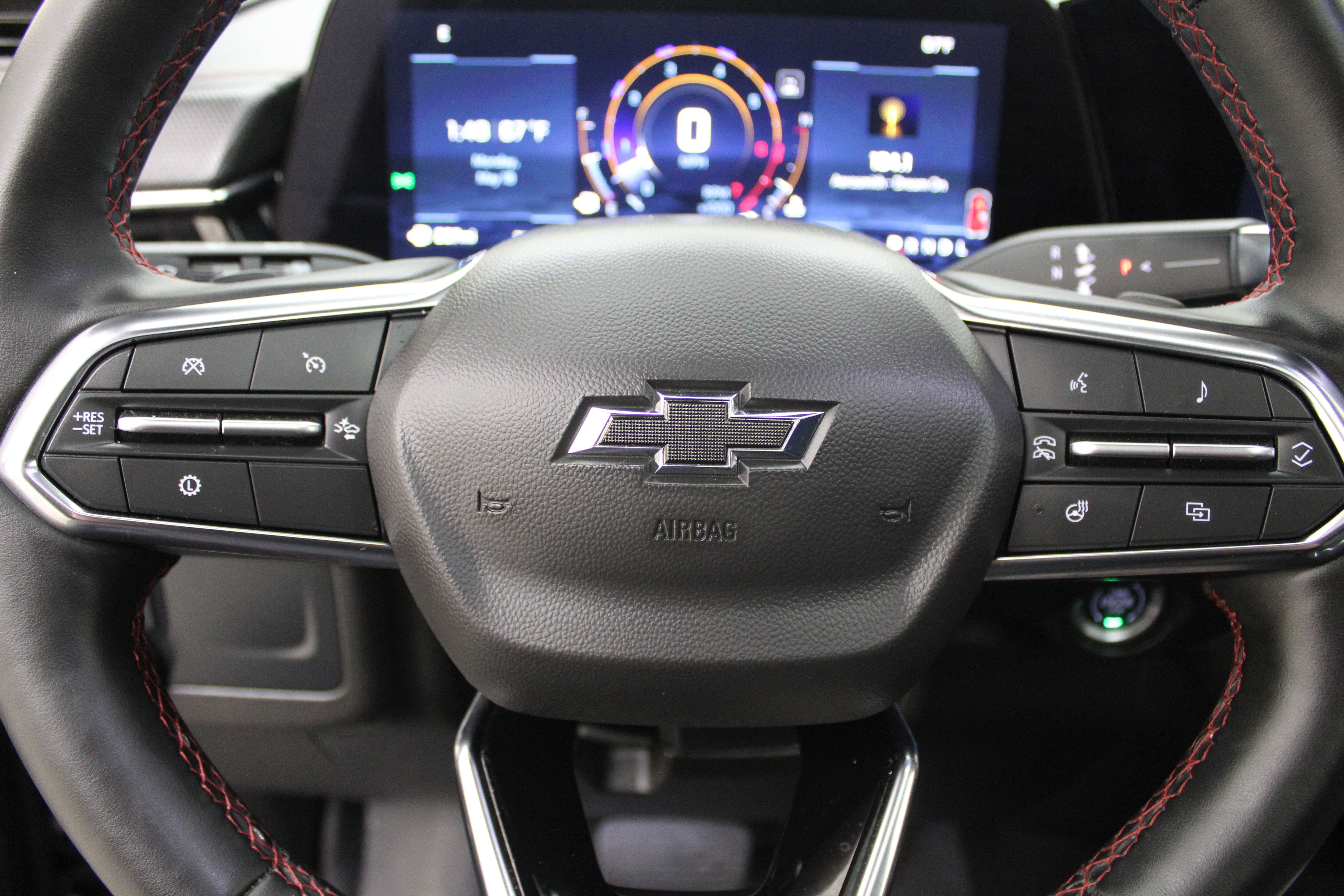 2025 Chevrolet Suburban RST
