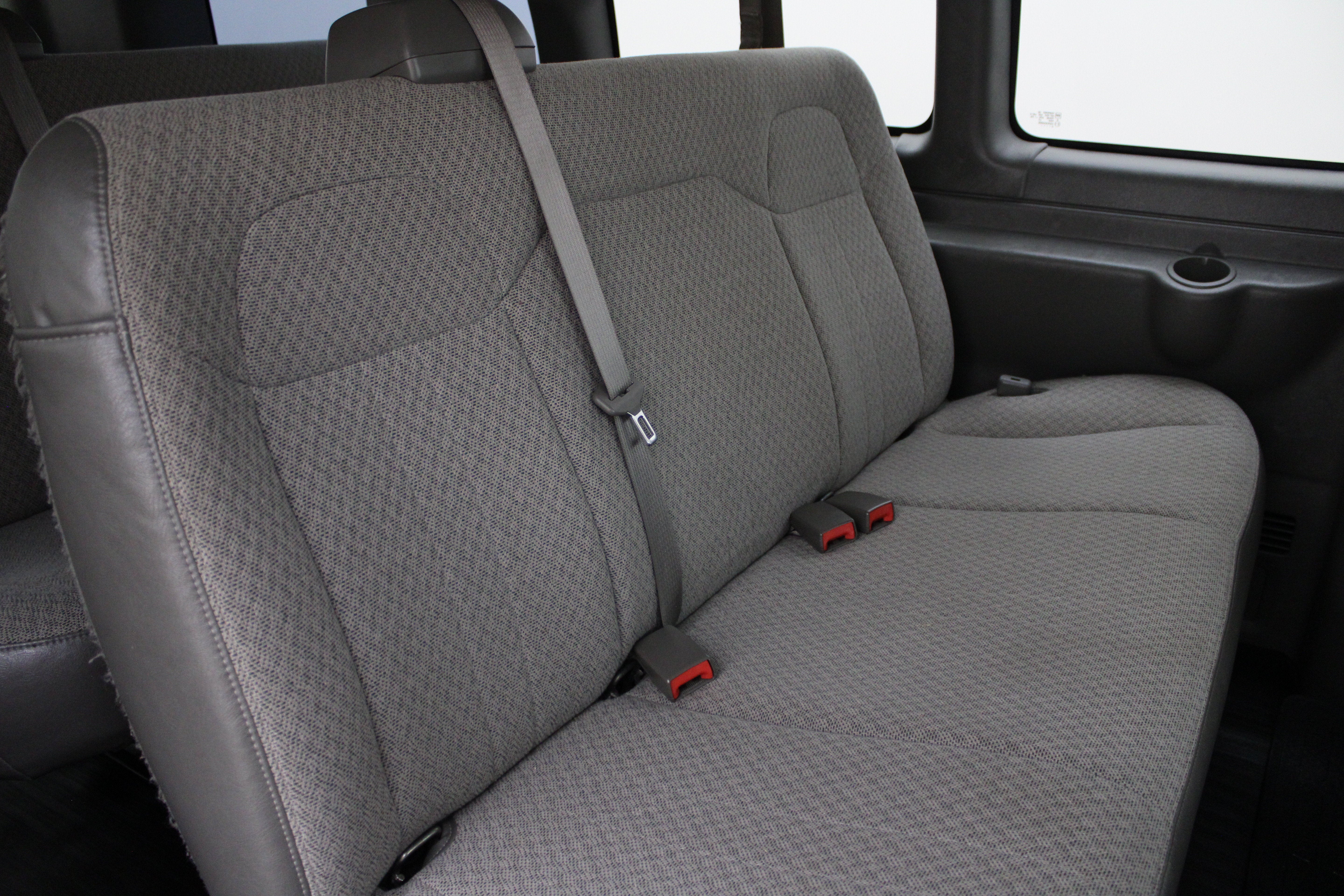 2011 Chevrolet Express Passenger 1LT