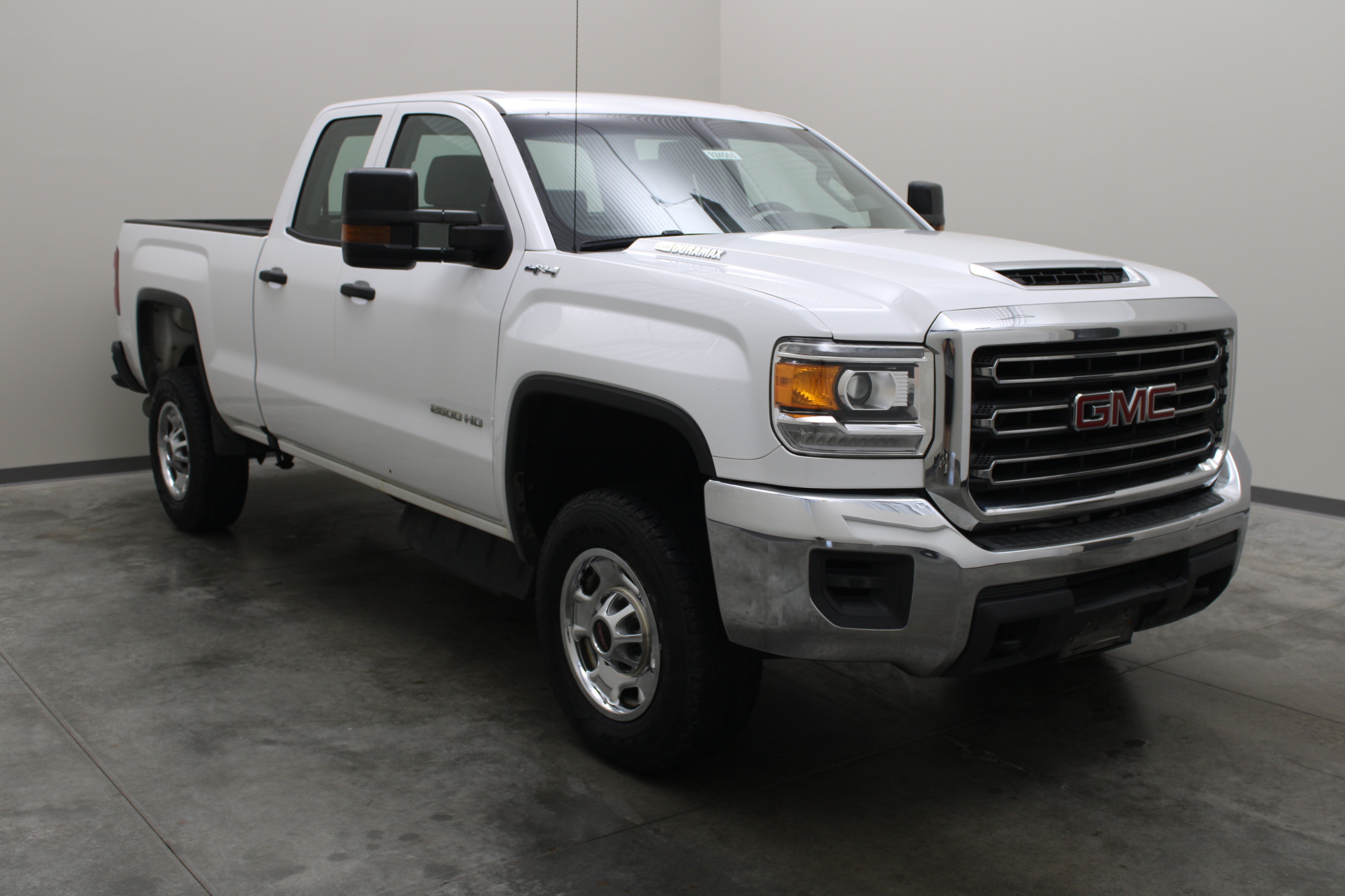 2017 GMC Sierra 2500HD 4WD Double Cab 144.2"