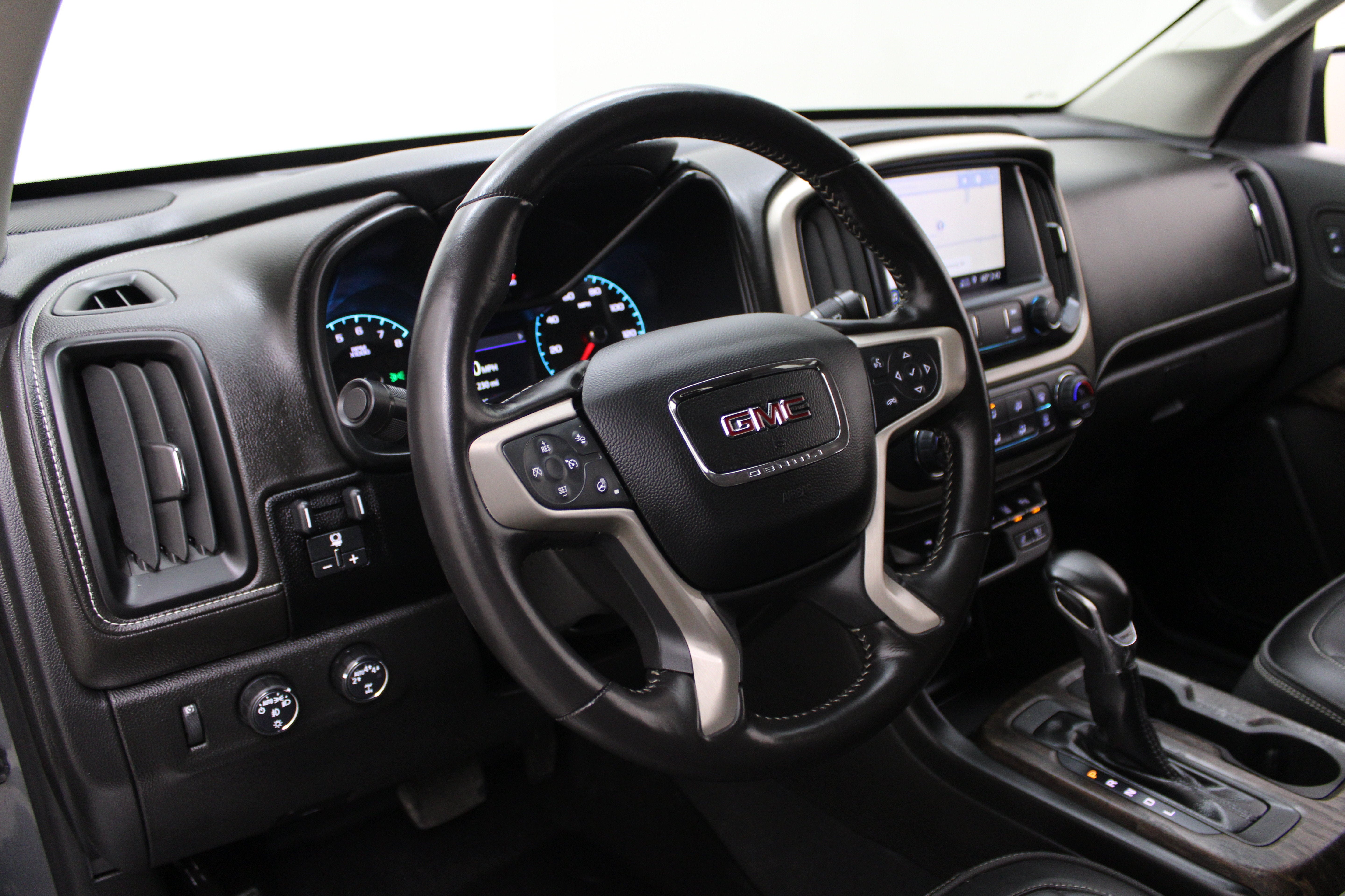 2022 GMC Canyon 4WD Denali