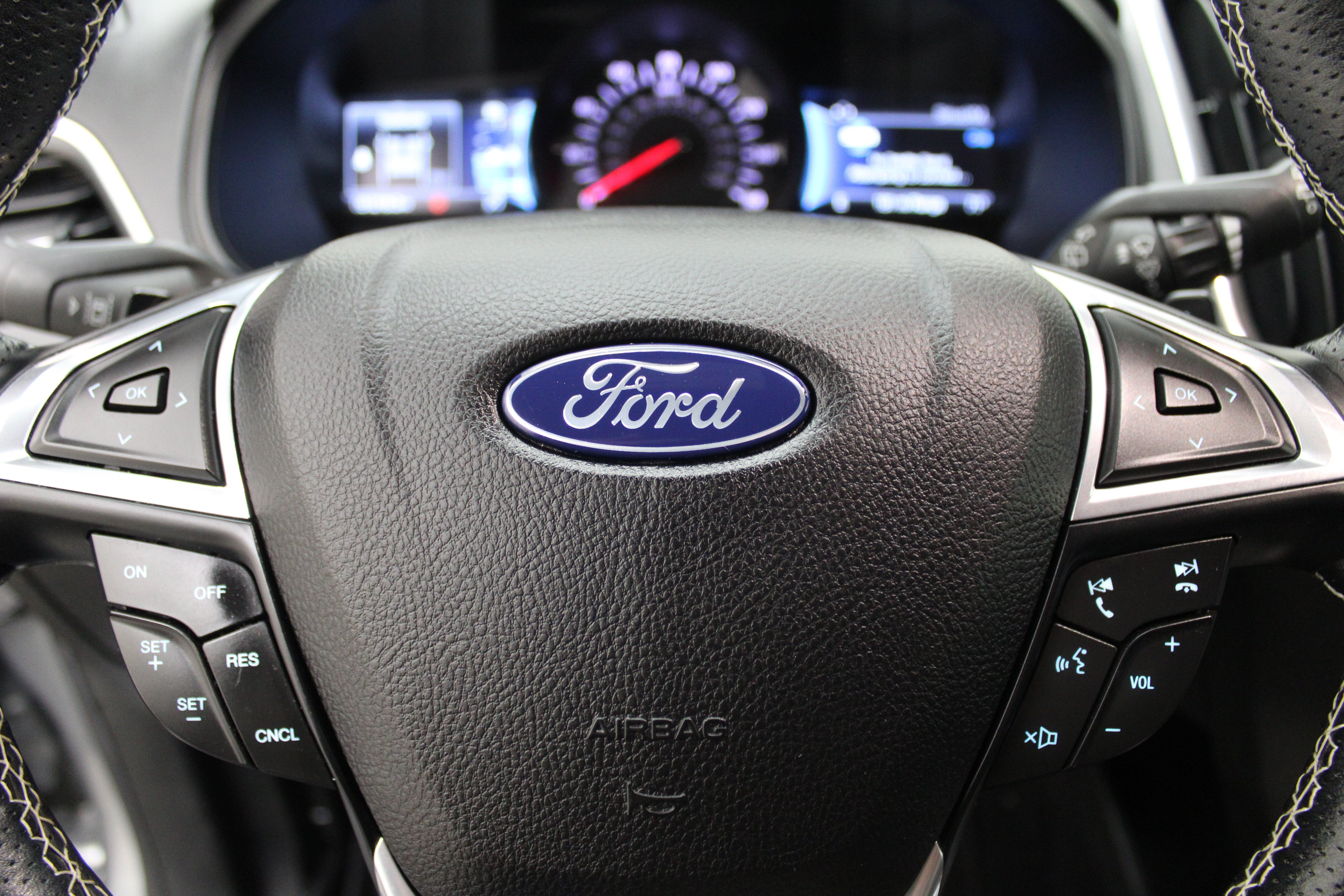 2022 Ford Edge ST