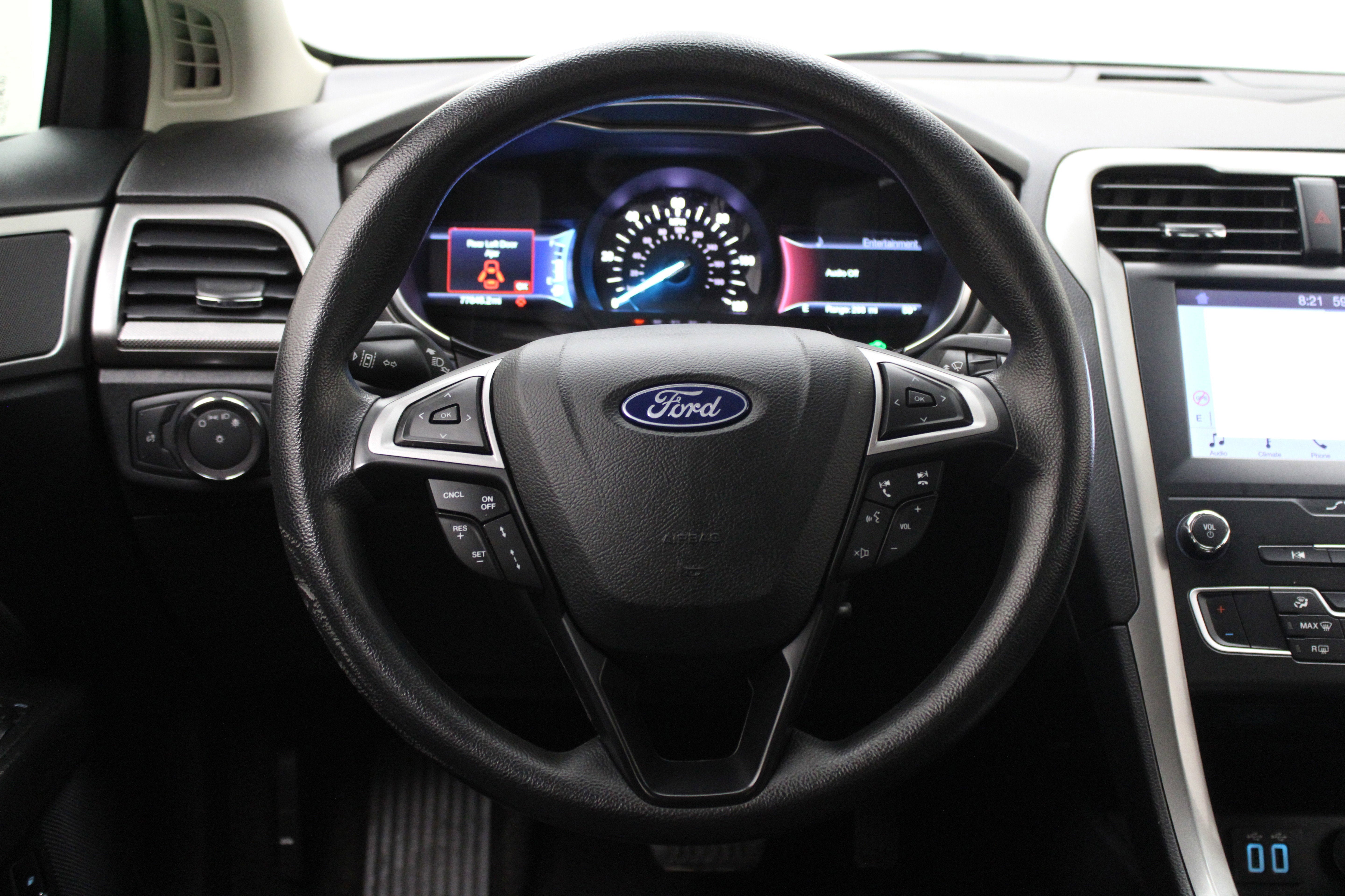 2019 Ford Fusion Hybrid SE