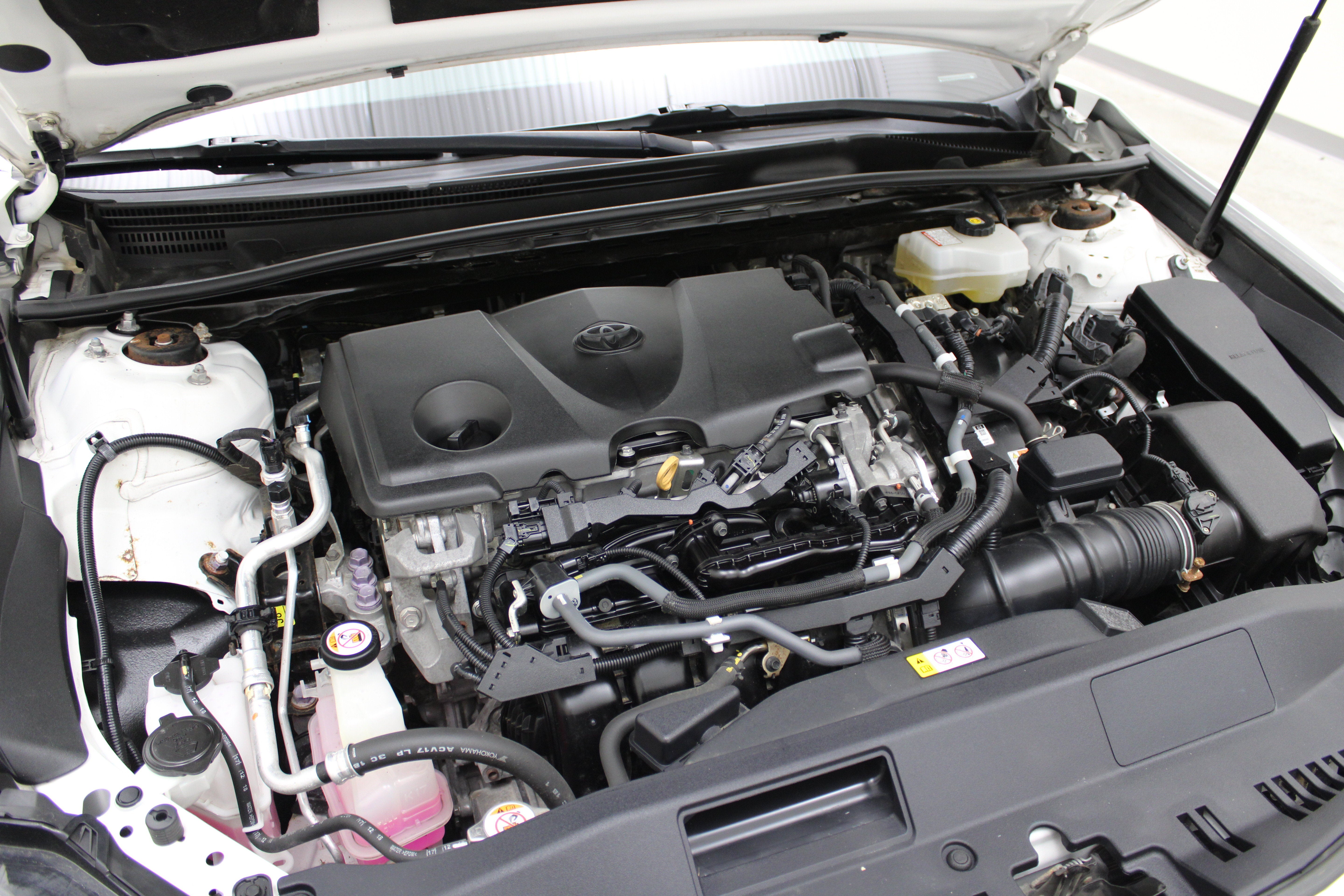 2019 Toyota Camry Hybrid LE