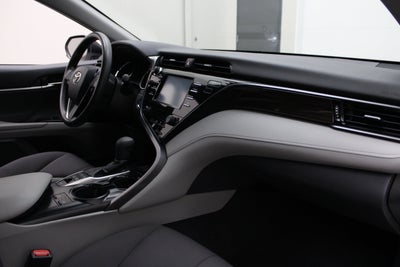 2019 Toyota Camry Hybrid LE